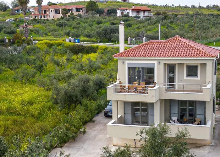 Olivia Villa Koróni